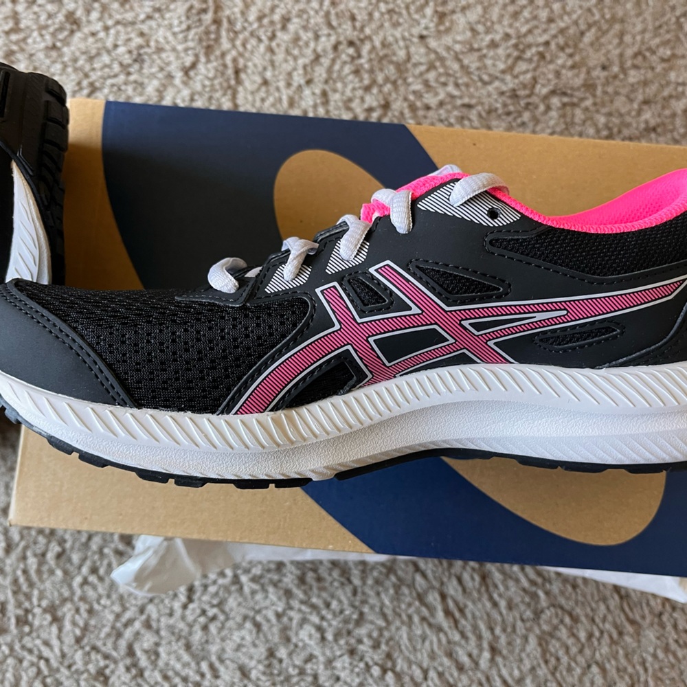 ASICS shoes - Picture 6 of 7